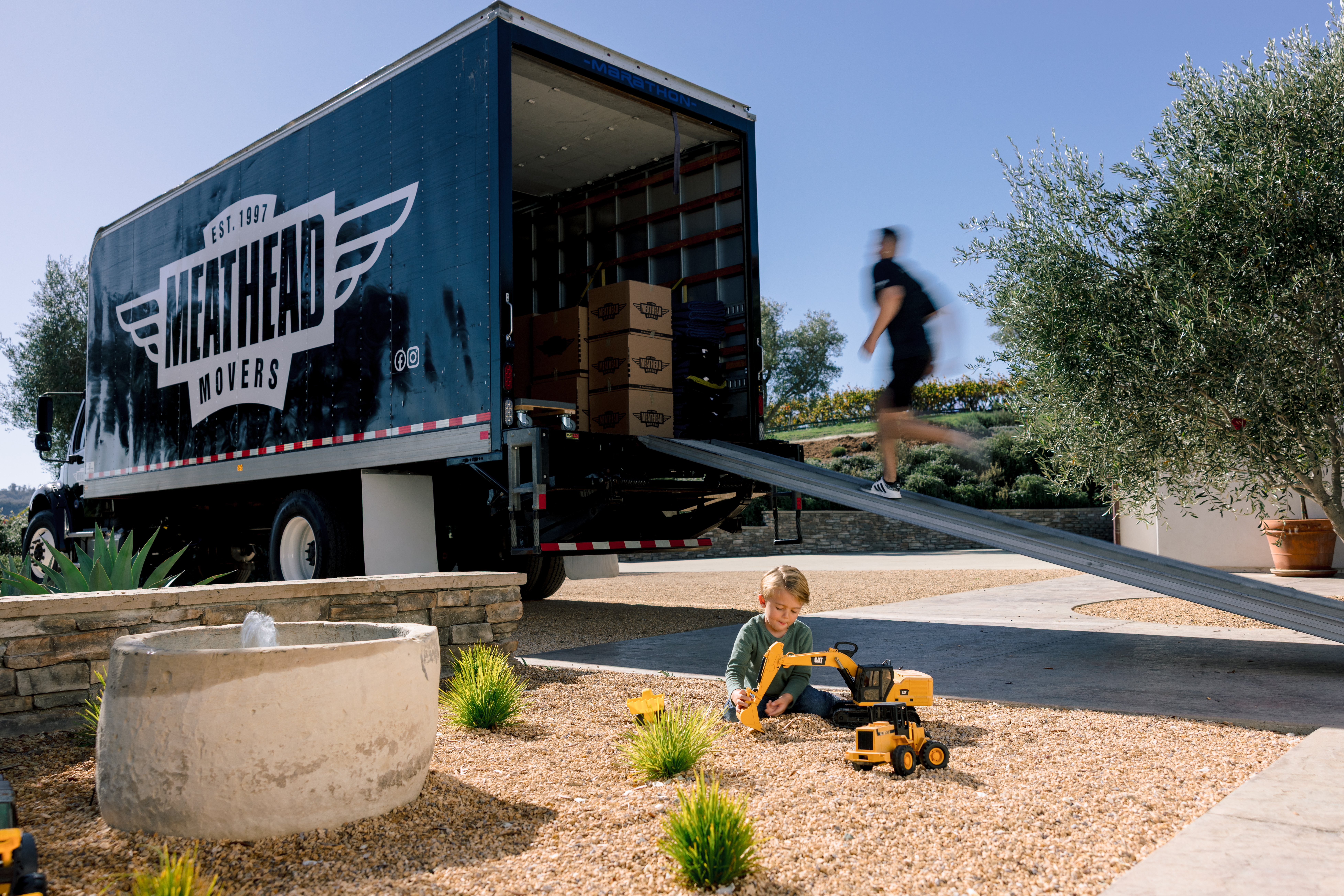 acacia productions meadhead movers 0080